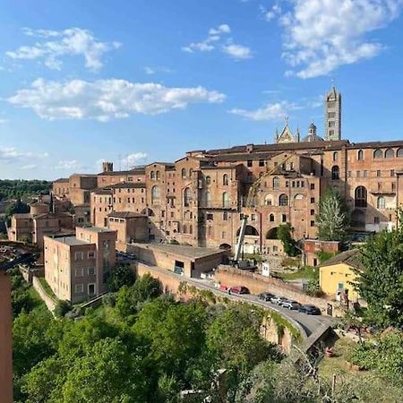 Appartamento A Due Passi Dal Duomo Siena Kültér fotó